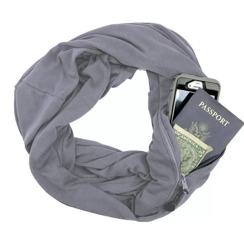 BowLift | CozySafe – Scarf with hidden pocket for extra warmth and safety