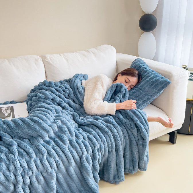 BowLift | WarmHug Blanket - Ultimate Coziness for Cold Winter Evenings