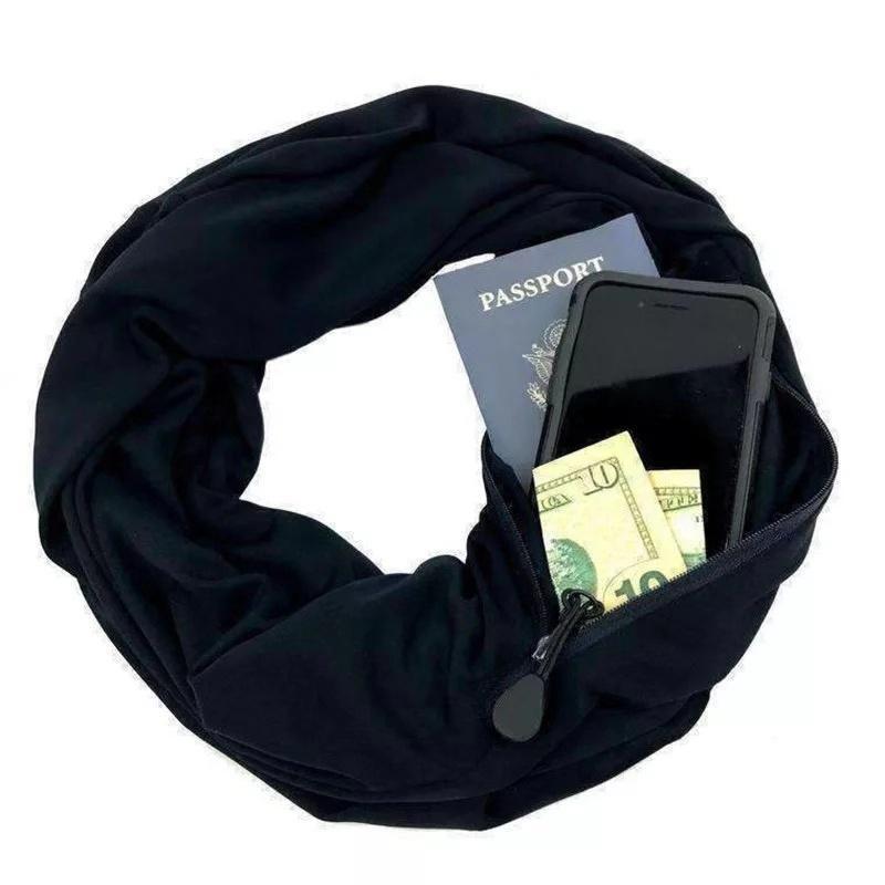BowLift | CozySafe – Scarf with hidden pocket for extra warmth and safety