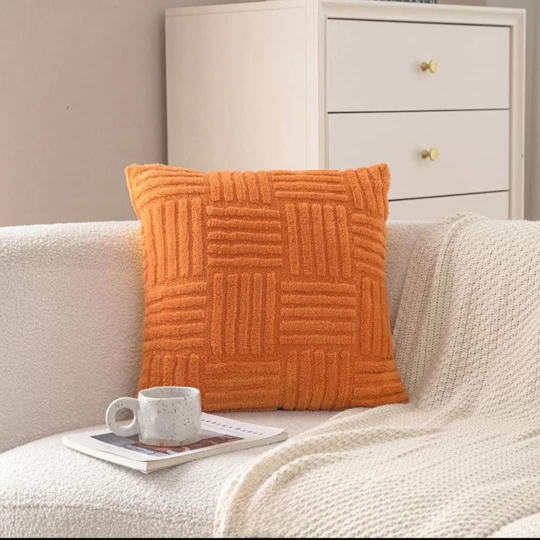 BowLift | Cushion covers for decorative cushions in various styles