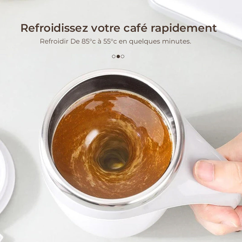 Cup with automatic stirring | Bowlift