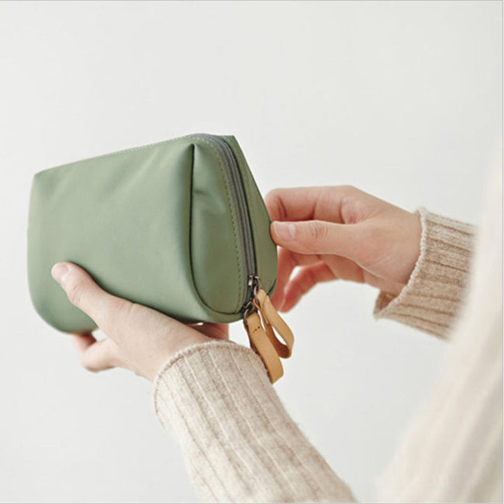 Travel Makeup Pouch for Women | Bowlift