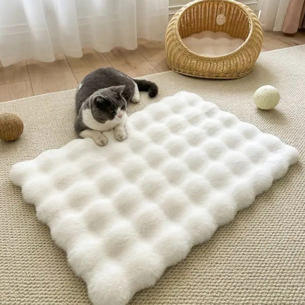 BowLift | Luxury Faux Fur Pet Mat