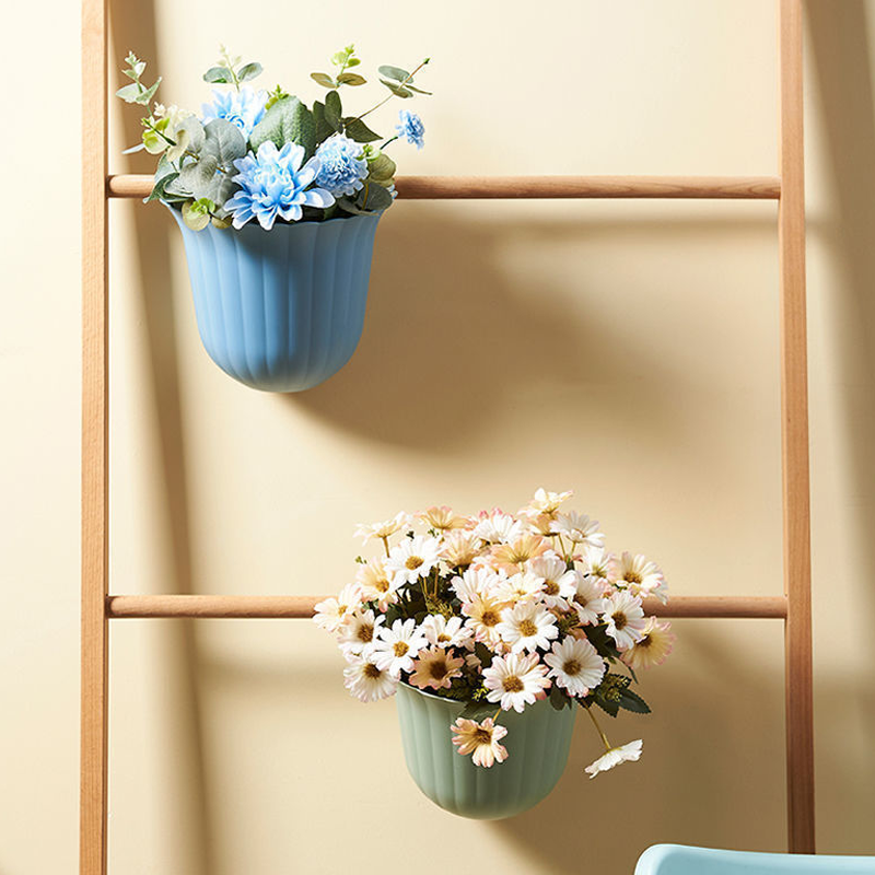 BowLift | Wall-mounted trash can for the kitchen