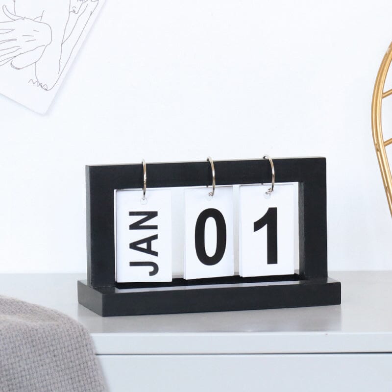 Dutch Teak Wood Desktop Calendar | Bowlift