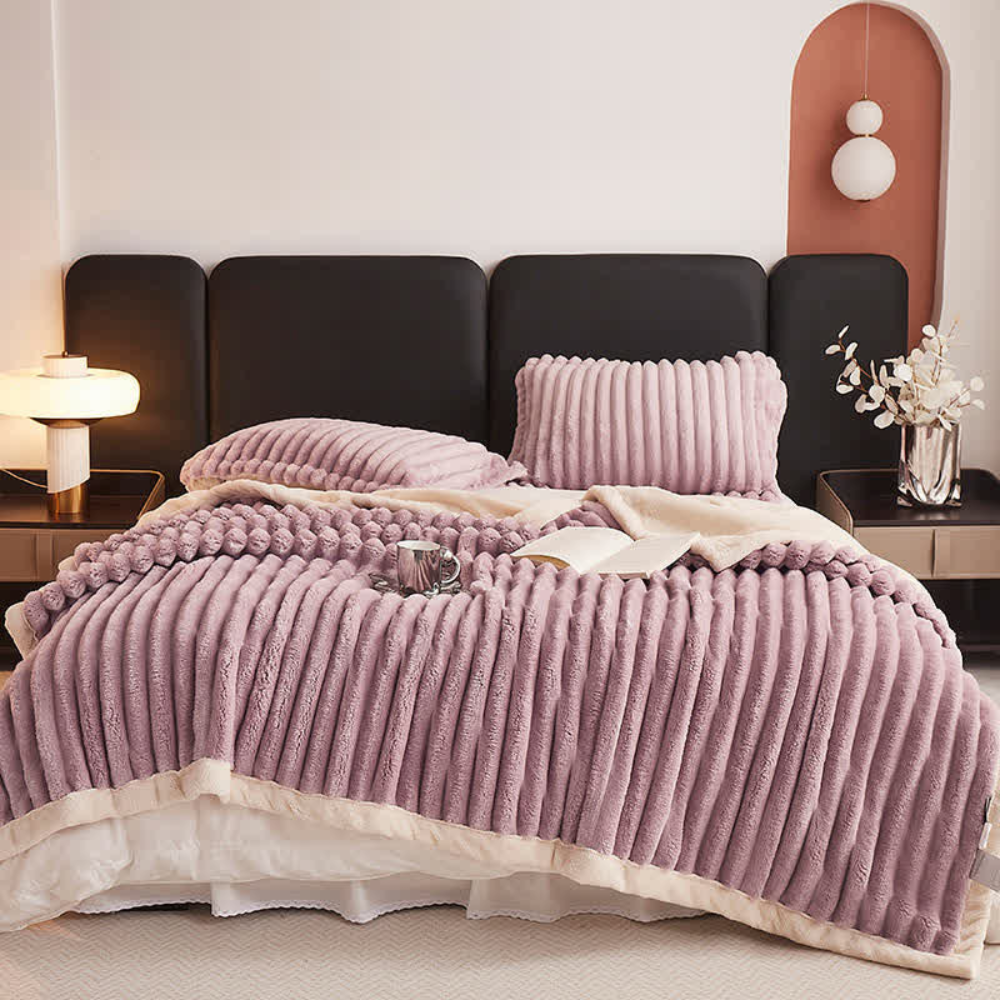 BowLift | Snuggly Faux Fur Fleece Blanket