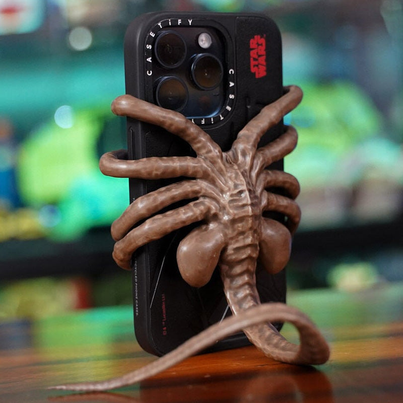 BowLift | Specially shaped phone holder