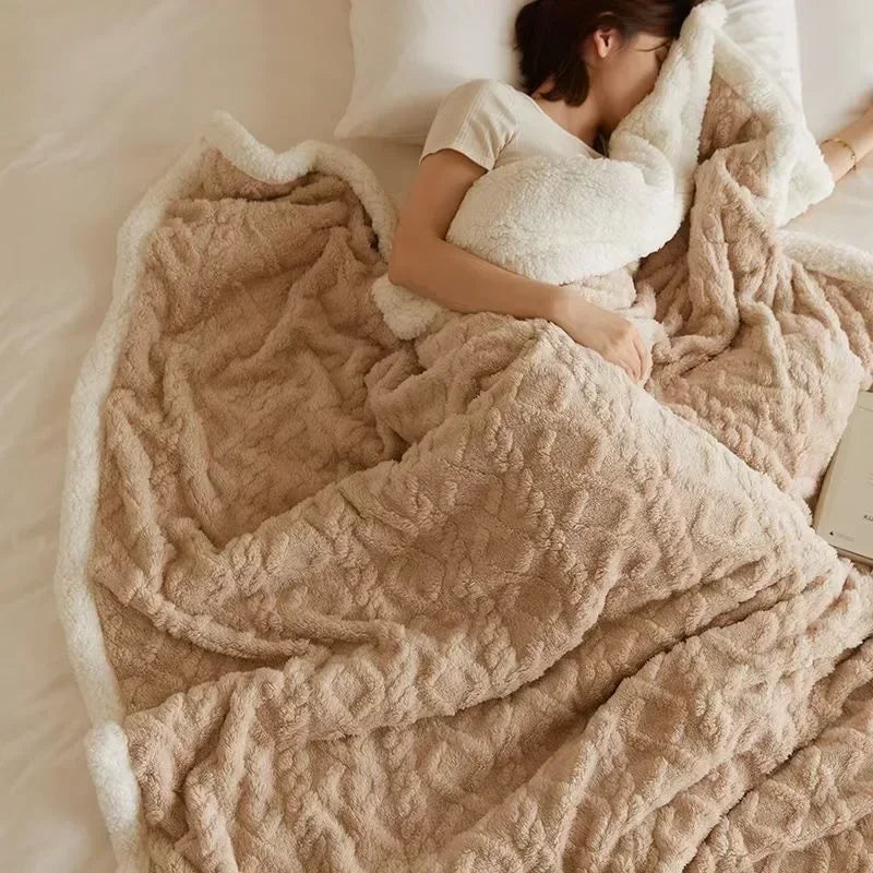 BowLift | Thick Lambswool Winter Fleece Blanket - LuxyCozy