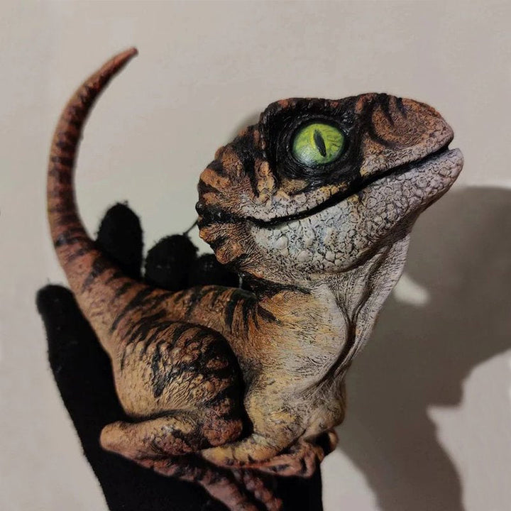 BowLift | Harz Dinosaur Ornament