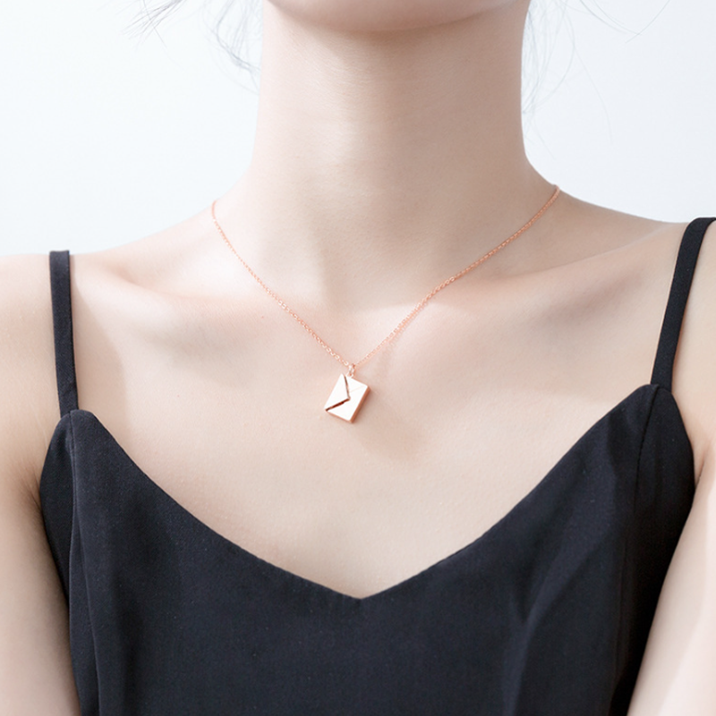 BowLift | Wrap Necklace made of Titanium Steel