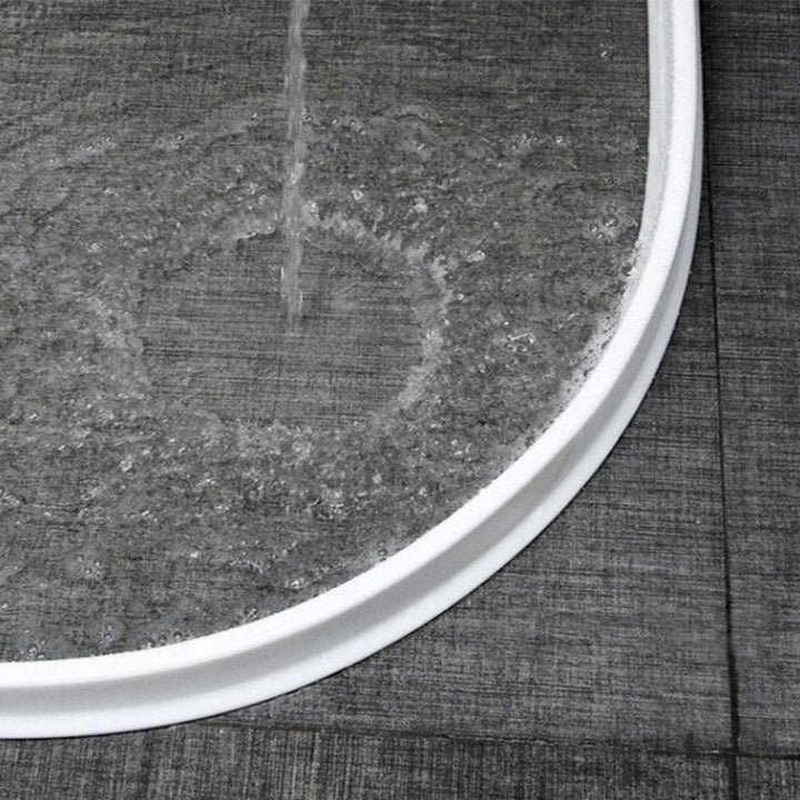 BowLift | Water-repellent silicone barrier for showers