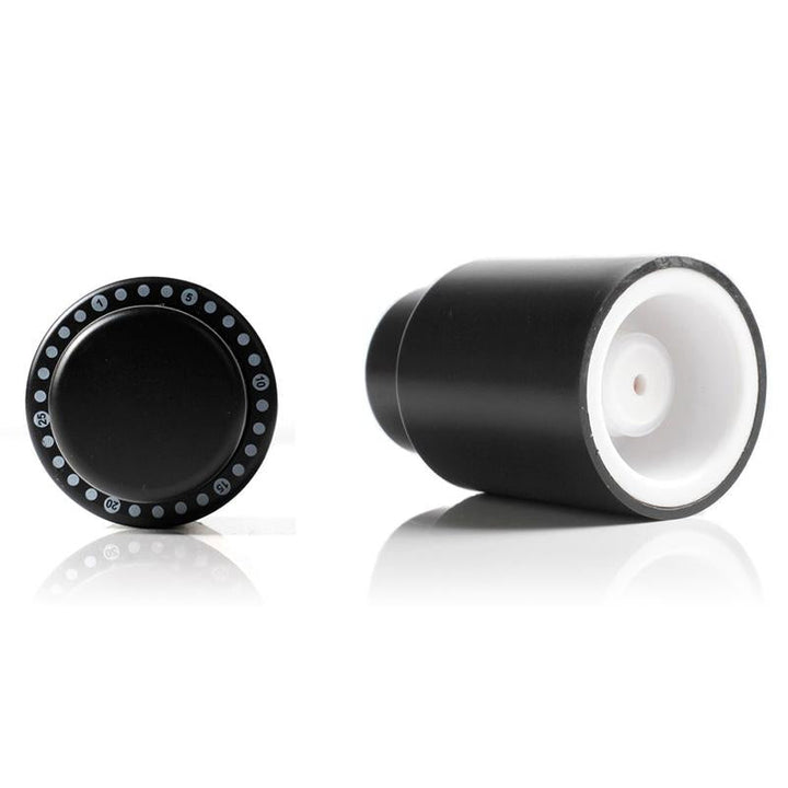 BowLift | Wine bottle stopper