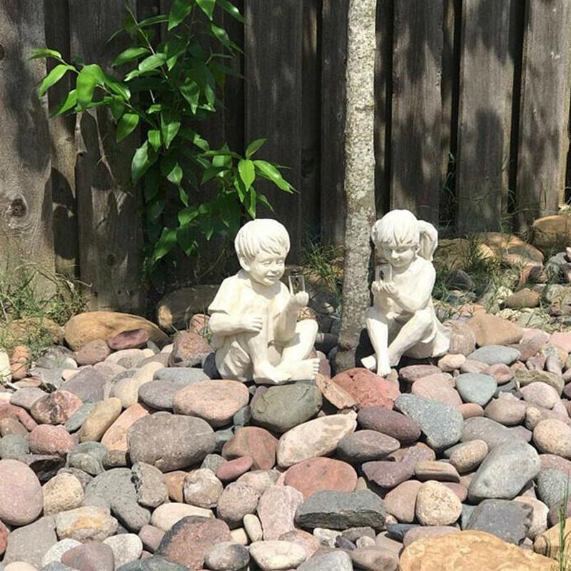 Decorative statues made of resin | Bowlift