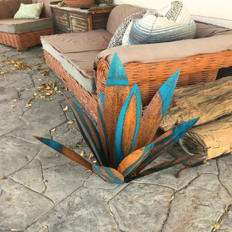 Waterproof Solar Garden Agave Lamp Decoration | Bowlift