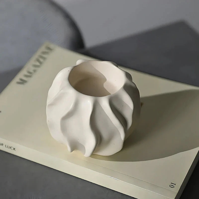 BowLift | SculptForm Candle Holder