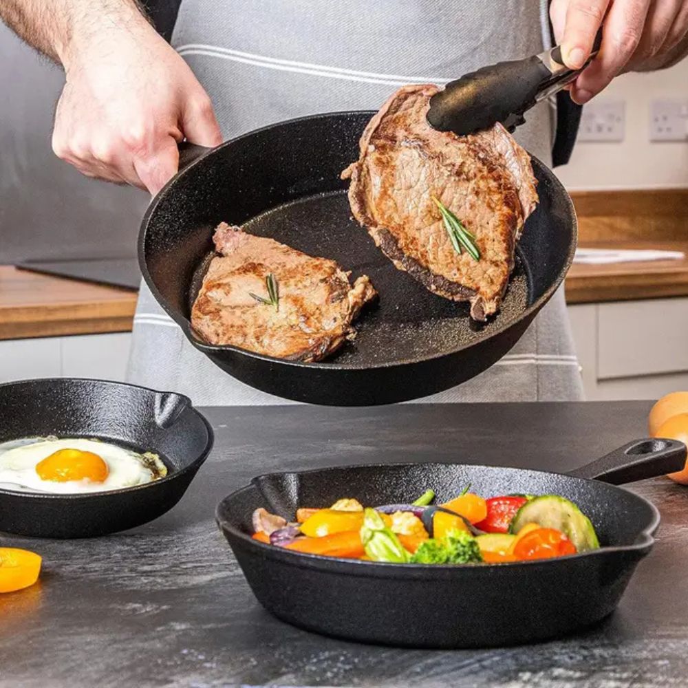 BowLift | Black Cast Iron Frying Pan