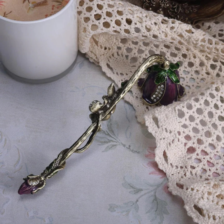 BowLift | Velisse Candle Snuffer