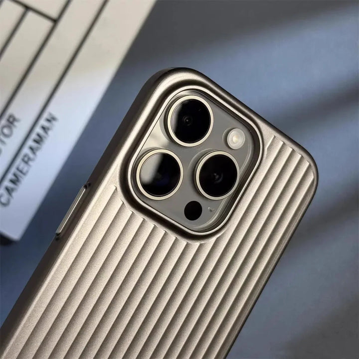 NoviroaShield | Ultra-thin shockproof phone case with drop protection | Bowlift