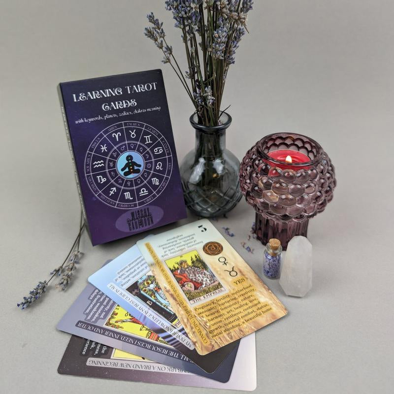 BowLift | Learning cards Tarot deck with meanings on it