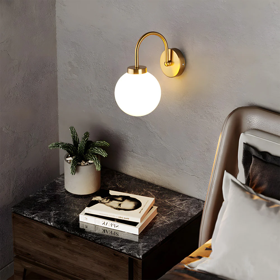 BowLift | Wall lamp with Glass Sphere