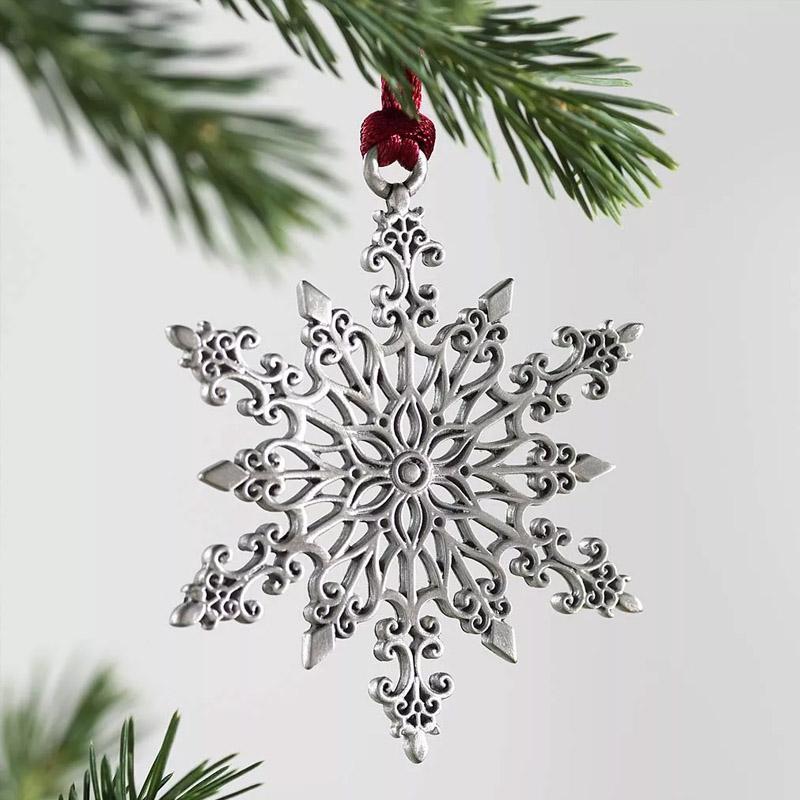 BowLift | Christmas Tree Ornament