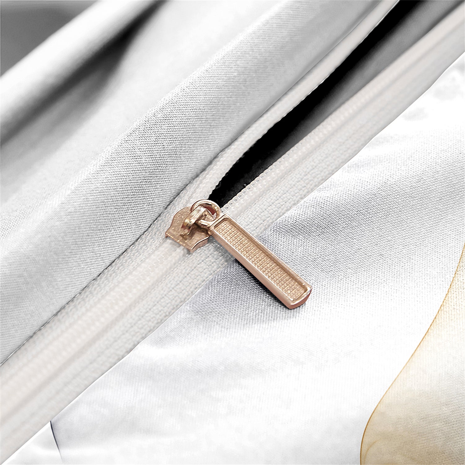 BowLift | ColorWhirl - Lively Artistic Bed Set