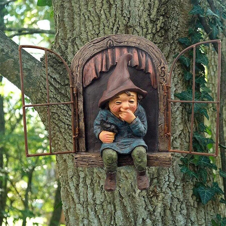 BowLift | Garden decoration of the gnome statue