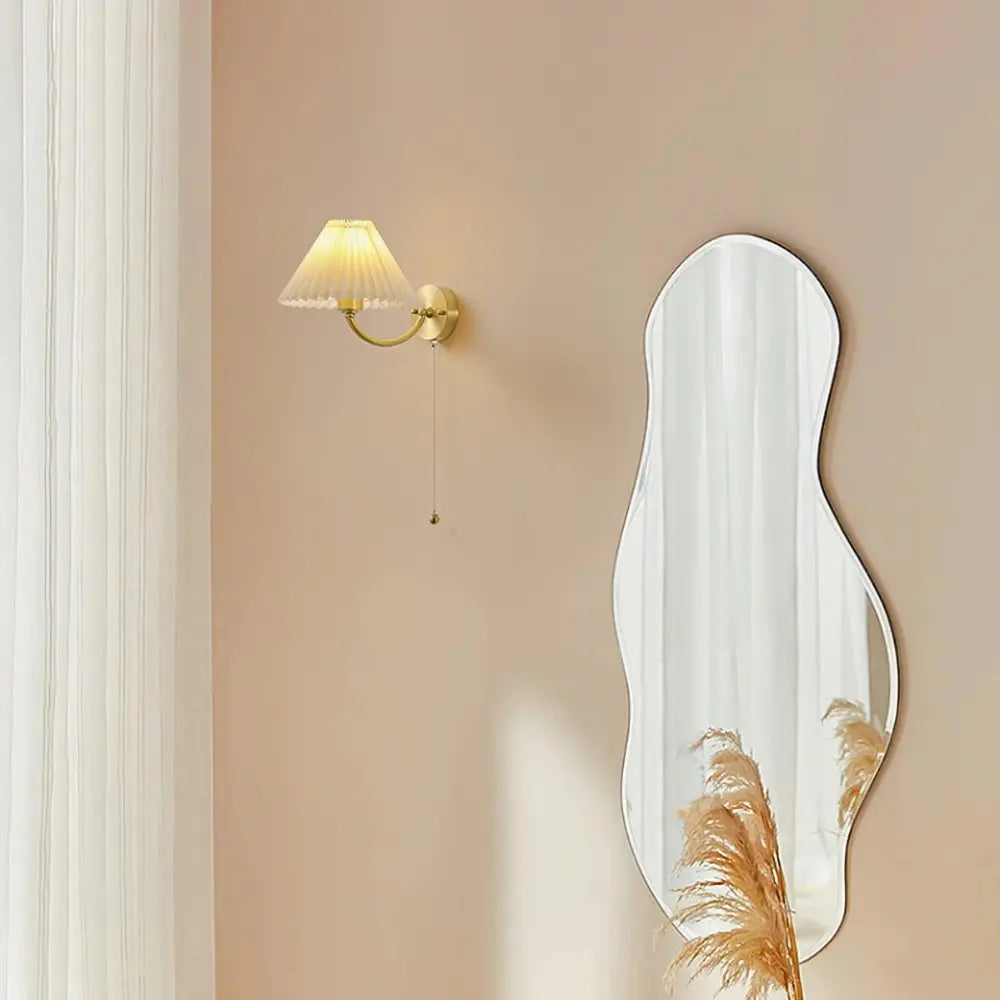BowLift | GoldenAura - Elegant Wall Light