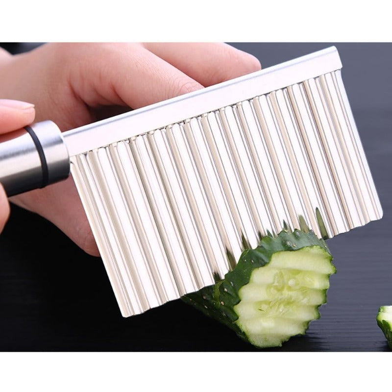 Effortless Wave Cut Knife Bowlift
