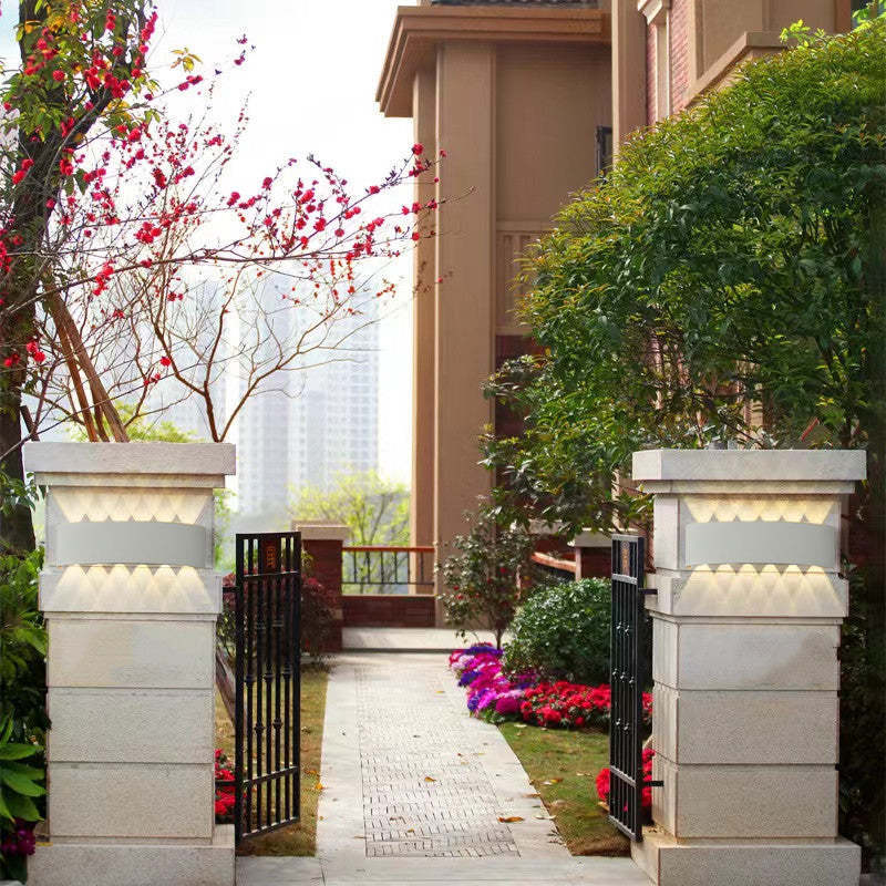 BowLift | Outdoor Waterproof Aluminum LED Wall Light