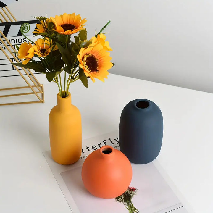 Nordic Ceramic Vase Bowlift