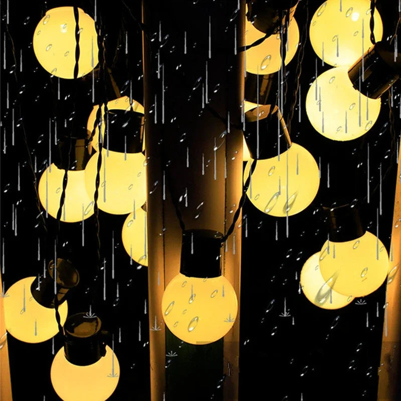 BowLift | Elegant LED garland that will illuminate any outdoor space!