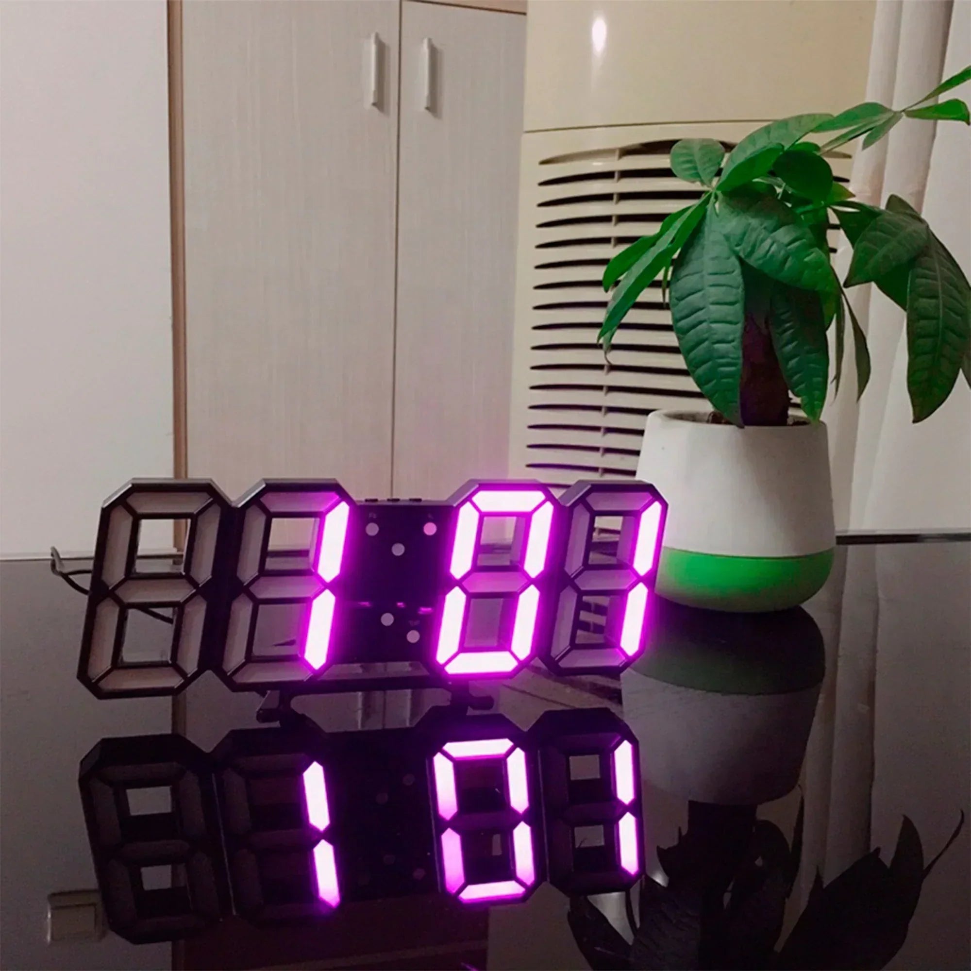 BowLift | Digital 3D LED Wall Clock – Modern Design with Dimming Function and Optimal Visibility