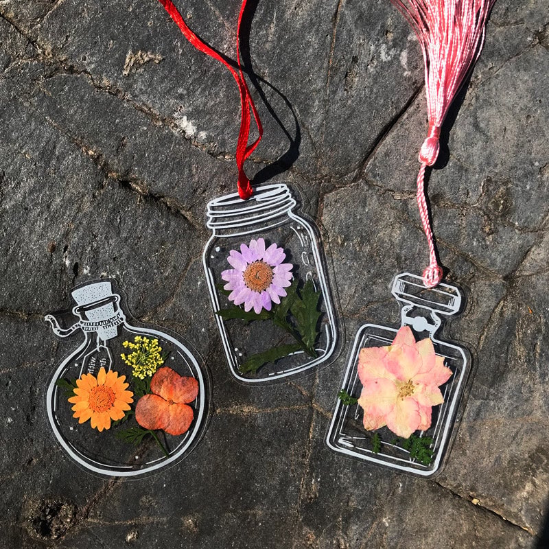 BowLift | Dried Flower Bookmarks Set