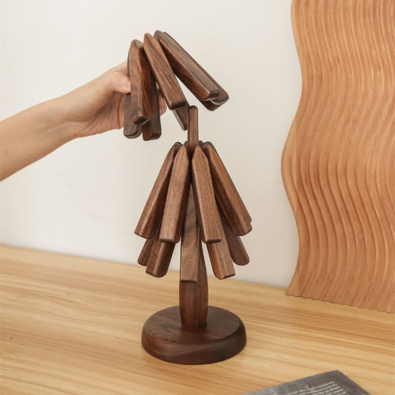 BowLift | Artistic Walnut Tree Table Mat