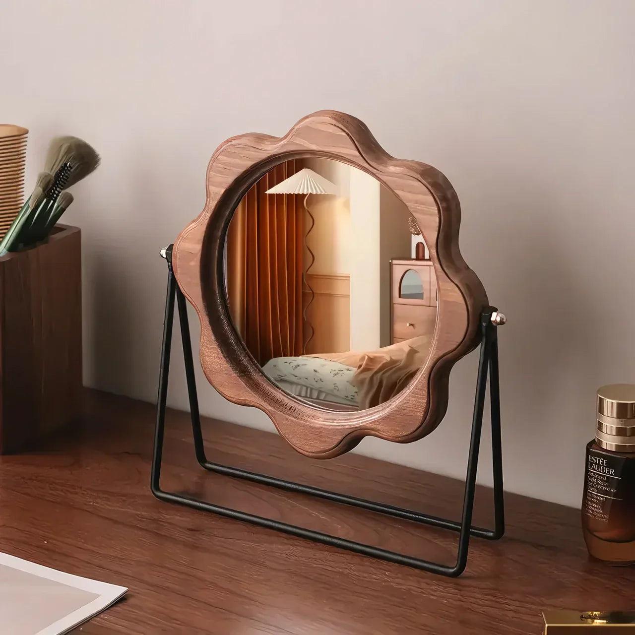 BowLift | Elegant Rotatable Desktop Makeup Mirror – Neoclassical Design