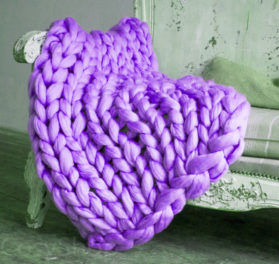 BowLift | Chunky Knit Blanket