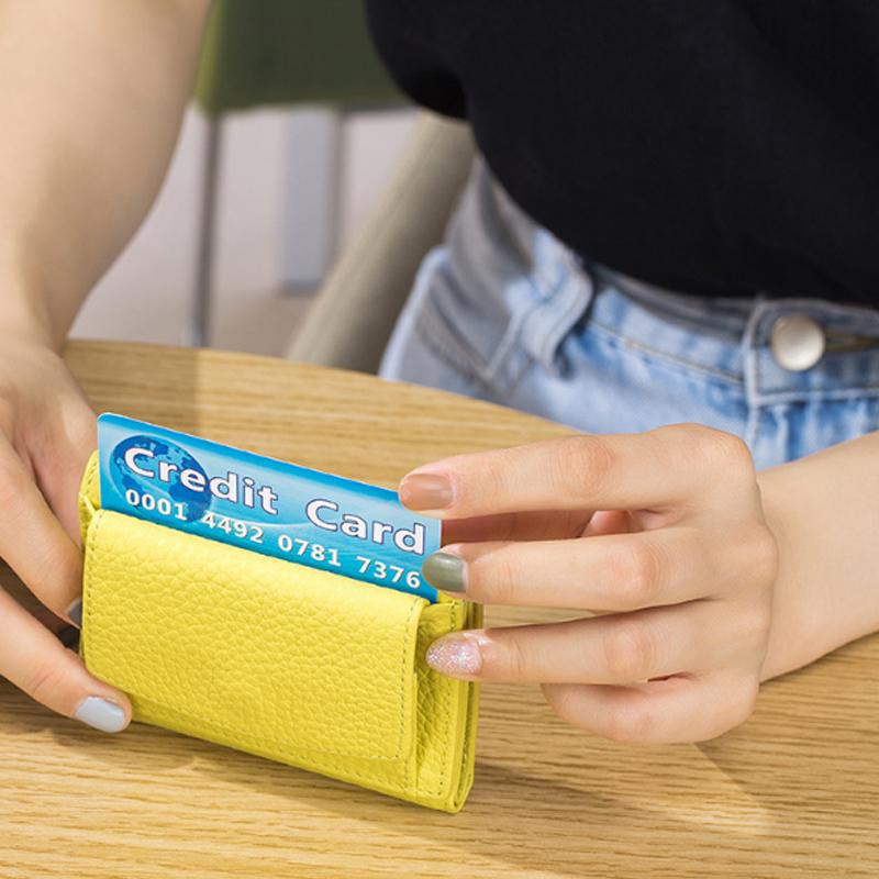 BowLift | Handmade RFID wallet made of soft leather