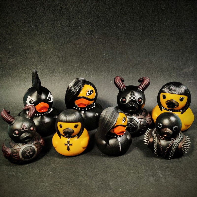 BowLift | duck statue decoration