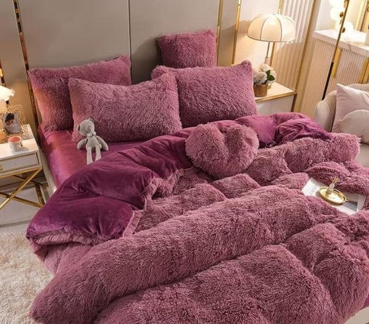 VelvetEase – Luxe Velvet Duvet Cover for All Seasons Bowlift