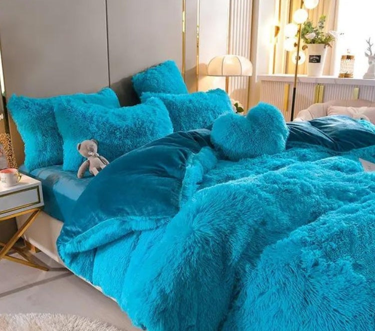 VelvetEase – Luxe Velvet Duvet Cover for All Seasons Bowlift
