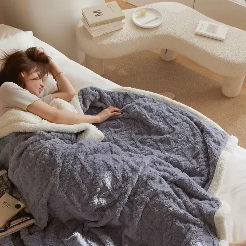 BowLift | Thick Lambswool Winter Fleece Blanket - LuxyCozy