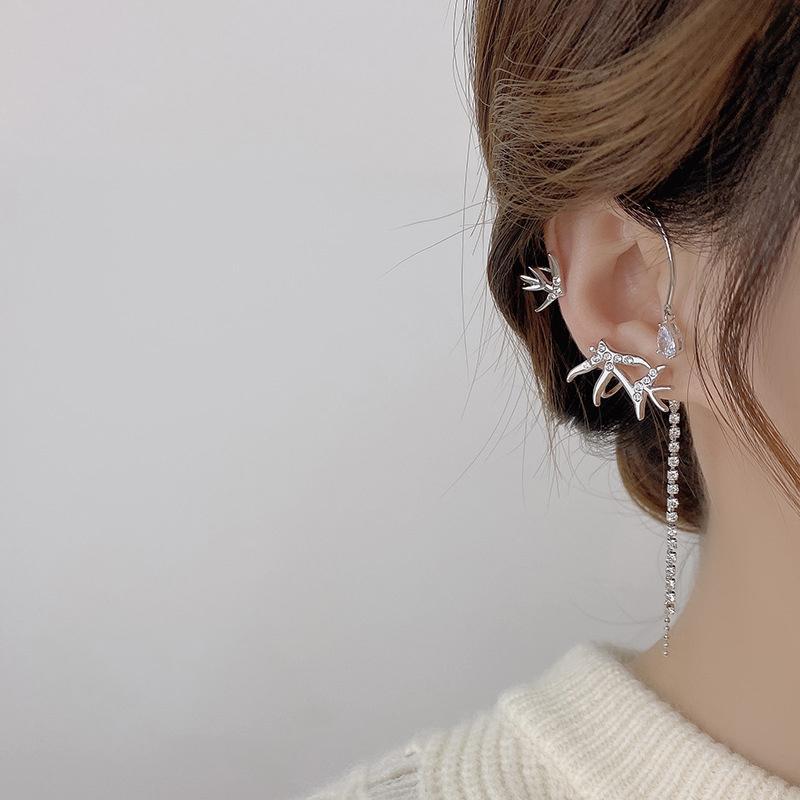 BowLift | Swallow Tassels Earrings