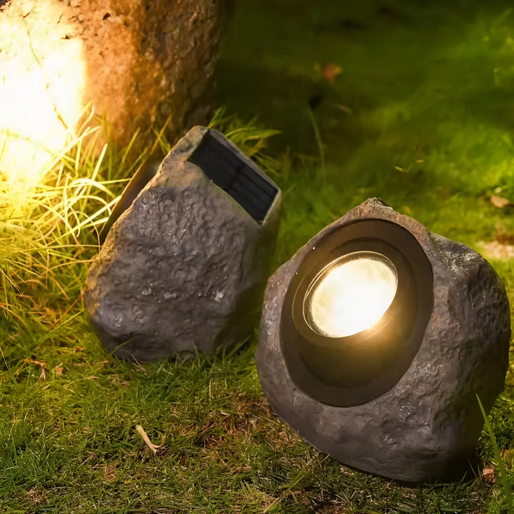 StoneGlow – Solar Rock Garden Light