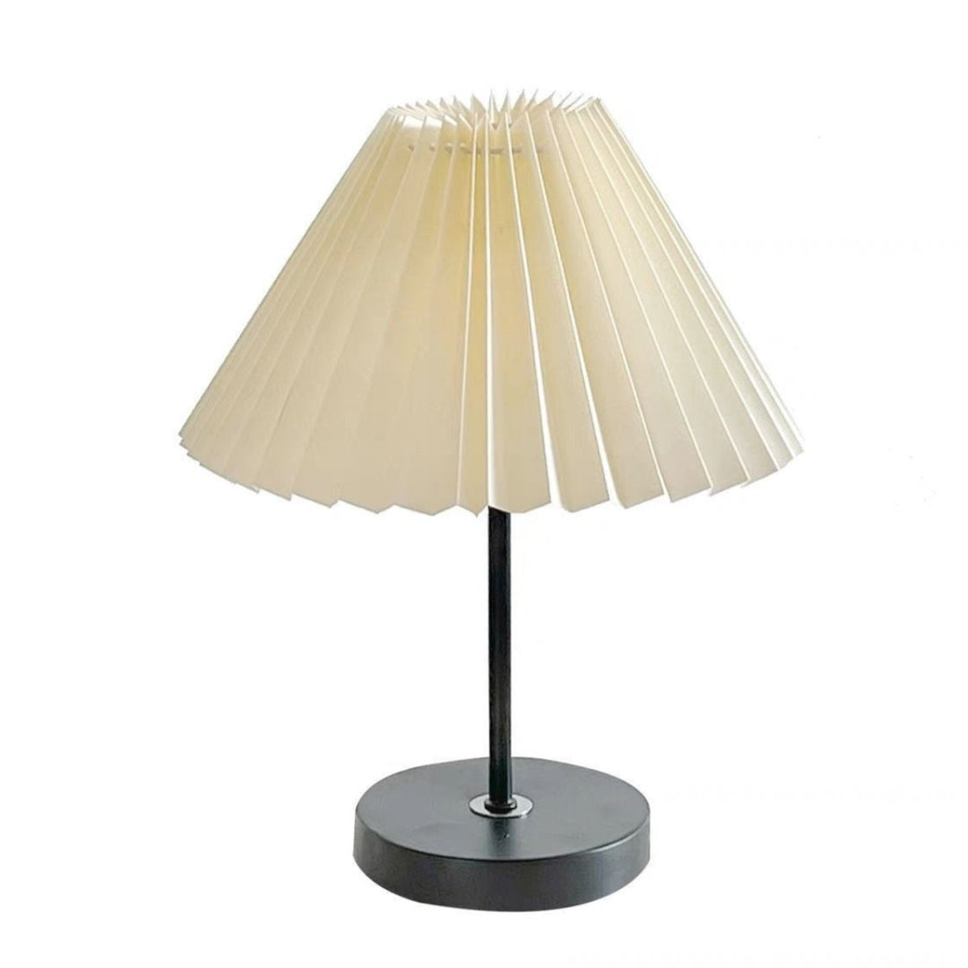 BowLift | Pleatique Table Lamp