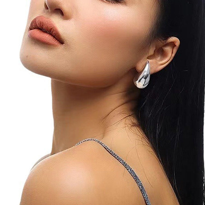BowLift | Simple Water Drop Earrings