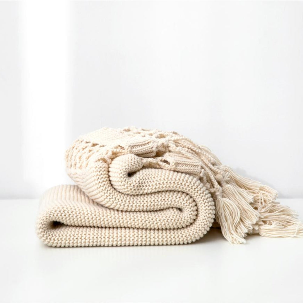 BowLift | Snug Knit Woven Tassel Blanket
