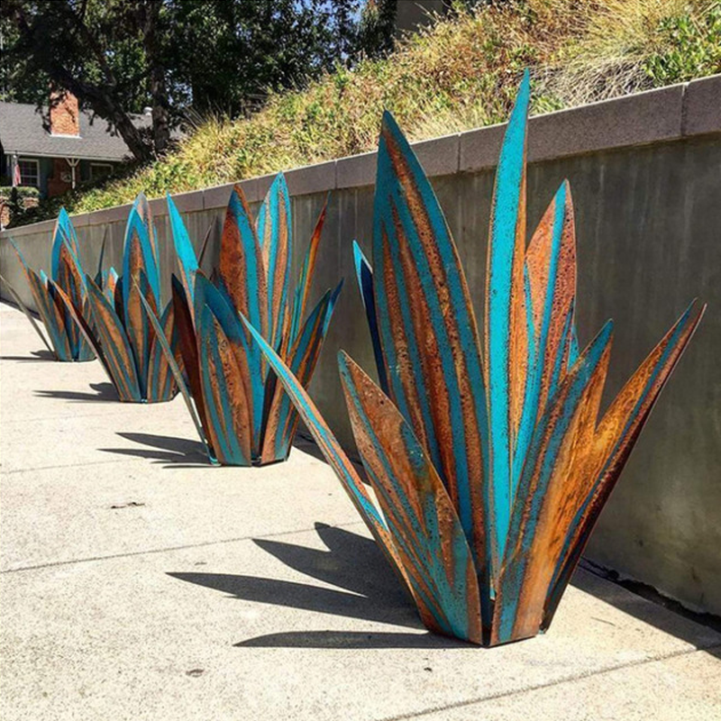 BowLift | Waterproof Garden Agave Decoration