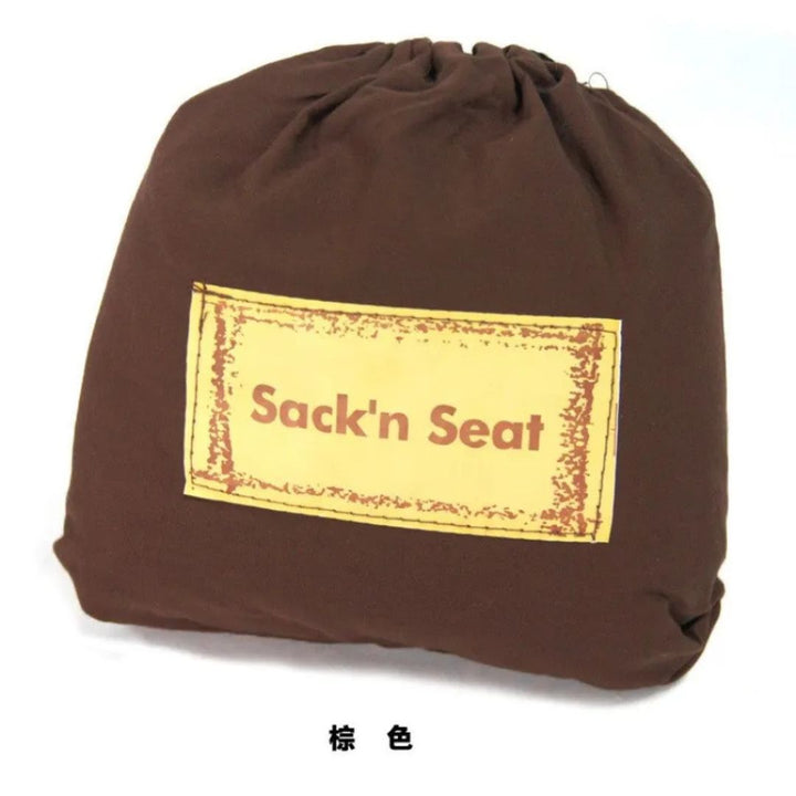 BowLift | Practical children's chair seat for on the go