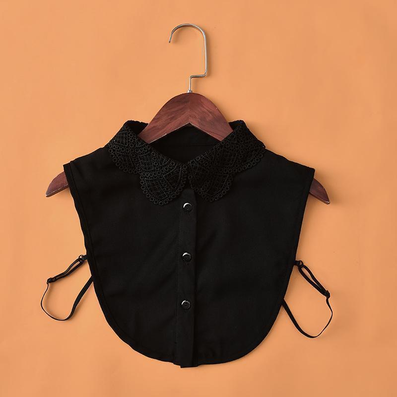 Women's blouse with lace insert | Bowlift